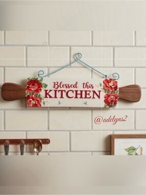 Last One! 🌺 New The Pioneer Woman Red Gingham Rolling Pin Sign With Hooks